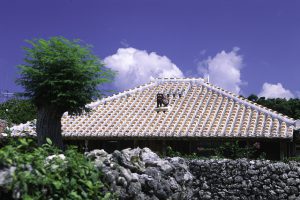 沖縄の伝統的な家 琉球建築 美ら木家 I 沖縄の木造住宅を知り尽くした会社